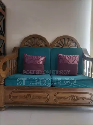 A sofa will be sold
