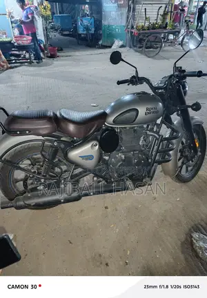 New Royal Enfield Classic 350 2025