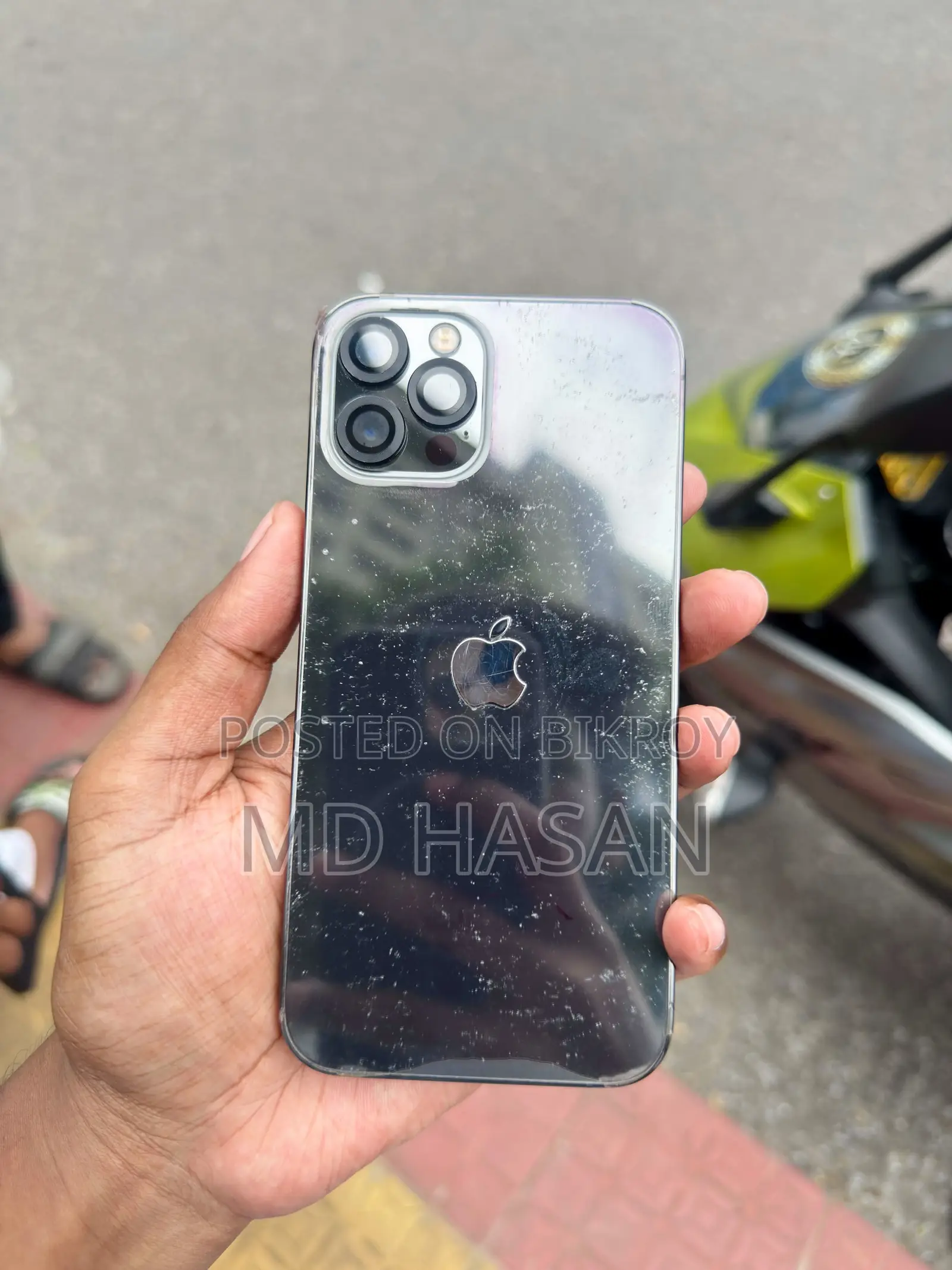 অ্যাপল আইফোন ১২ প্রো ১২৮ জিবি গ্রাফাইট