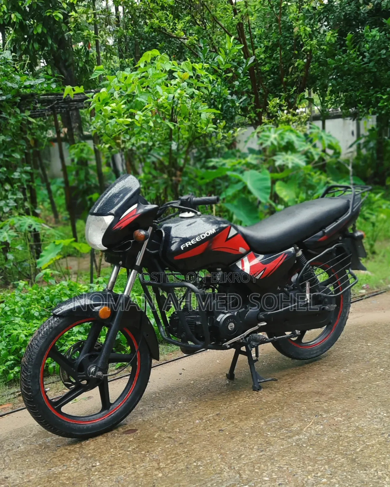 Royal Motorcycle 2015 Black