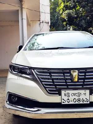 টয়োটা প্রমিও ১.৫ এফডব্লিউডি ২০১২ পার্ল