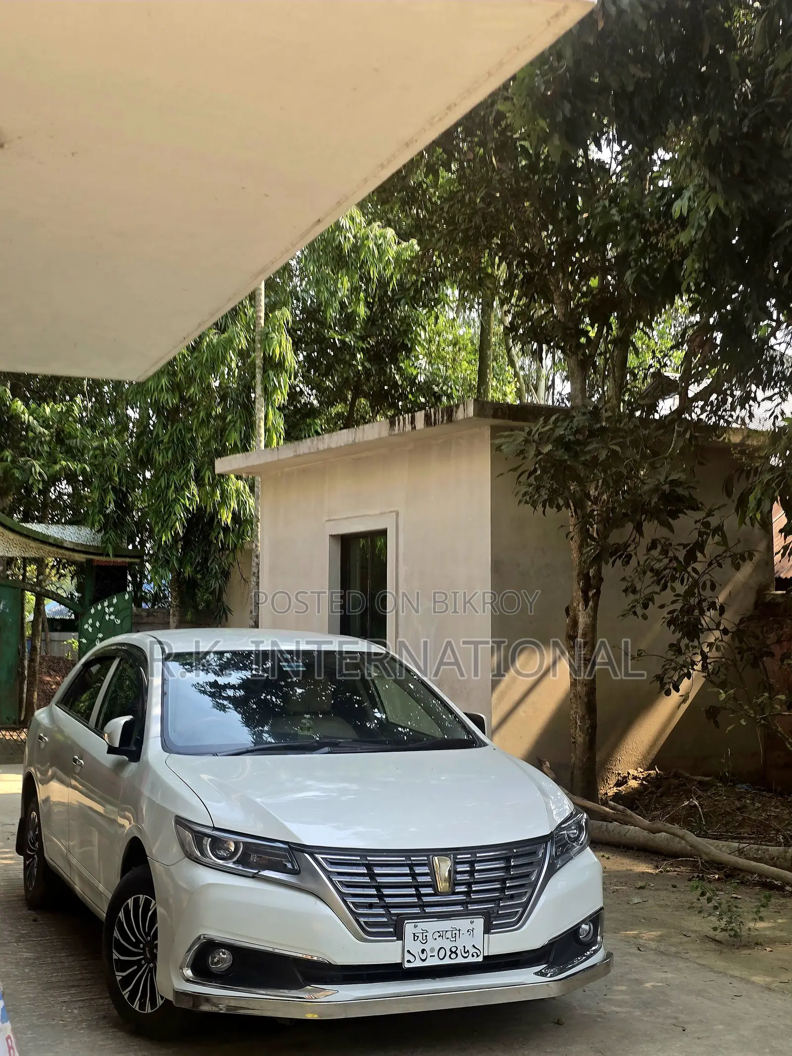টয়োটা প্রমিও ১.৫ এফডব্লিউডি ২০১২ পার্ল