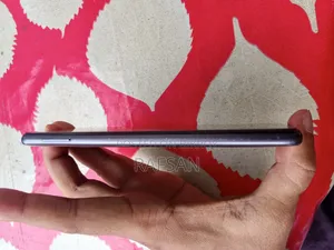 হুয়াওয়ে পি৩০ ১২৮ জিবি ব্ল্যাক