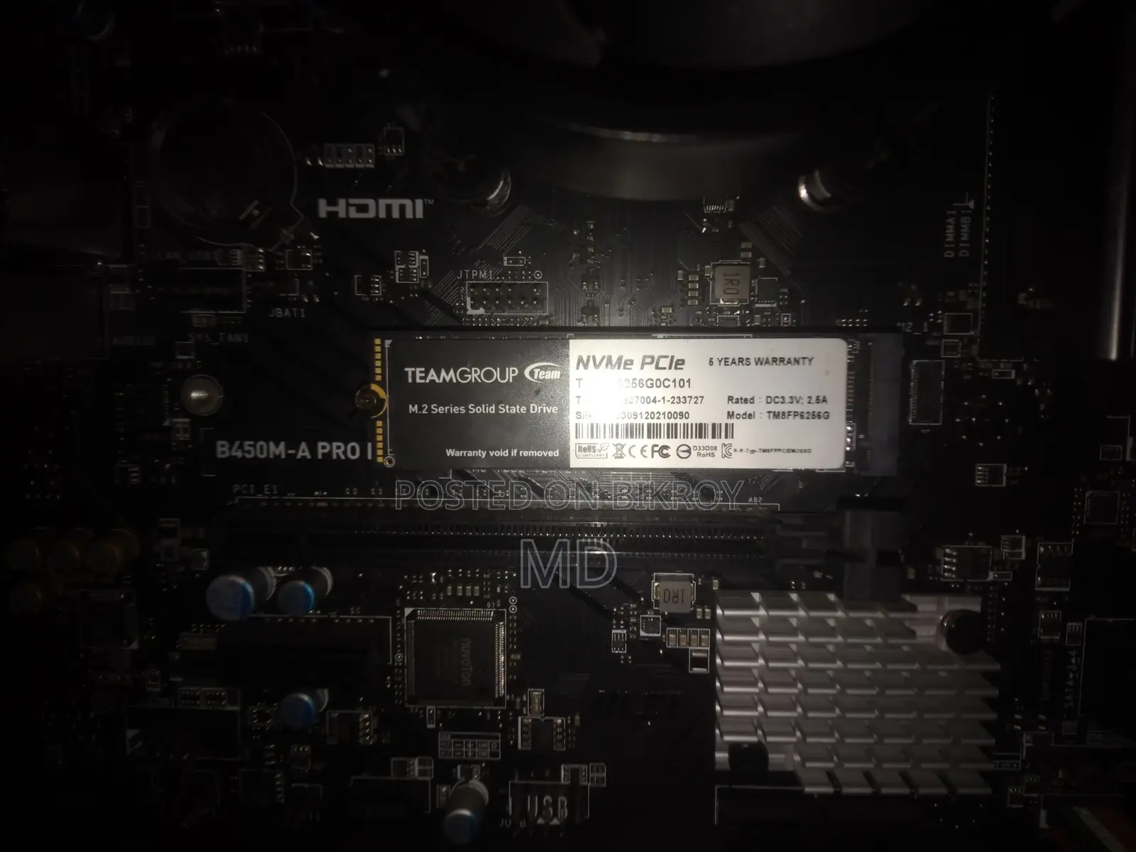Desktop Computer Microsoft 8GB AMD Ryzen 5 SSD 256GB