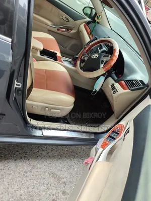 টয়োটা প্রিমিও ২০১৪ গ্রে