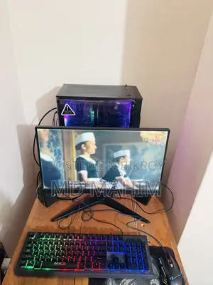 Desktop Computer 8GB AMD Ryzen 5 512GB HDD