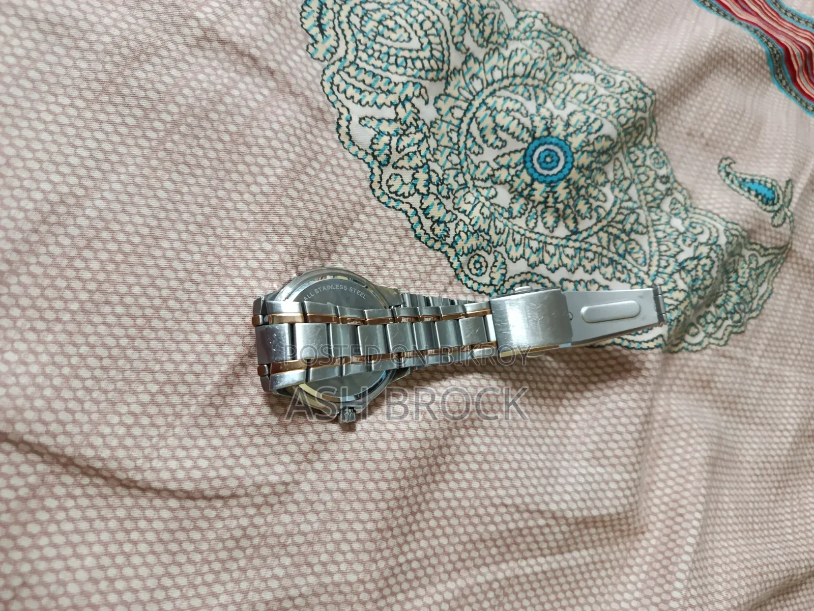 টাইটান অকটেন ৯০০৩৯কেএম০২