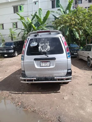 Toyota Noah 2006 Silver