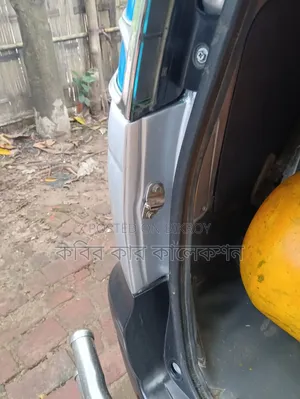 Toyota Noah 2006 Silver