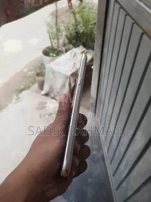 স্যামসাং গ্যালাক্সি জে৭ ১৬ জিবি গোল্ড