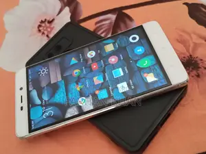 Server 3GB Qualcomm Snapdragon X Elite SSD 32GB