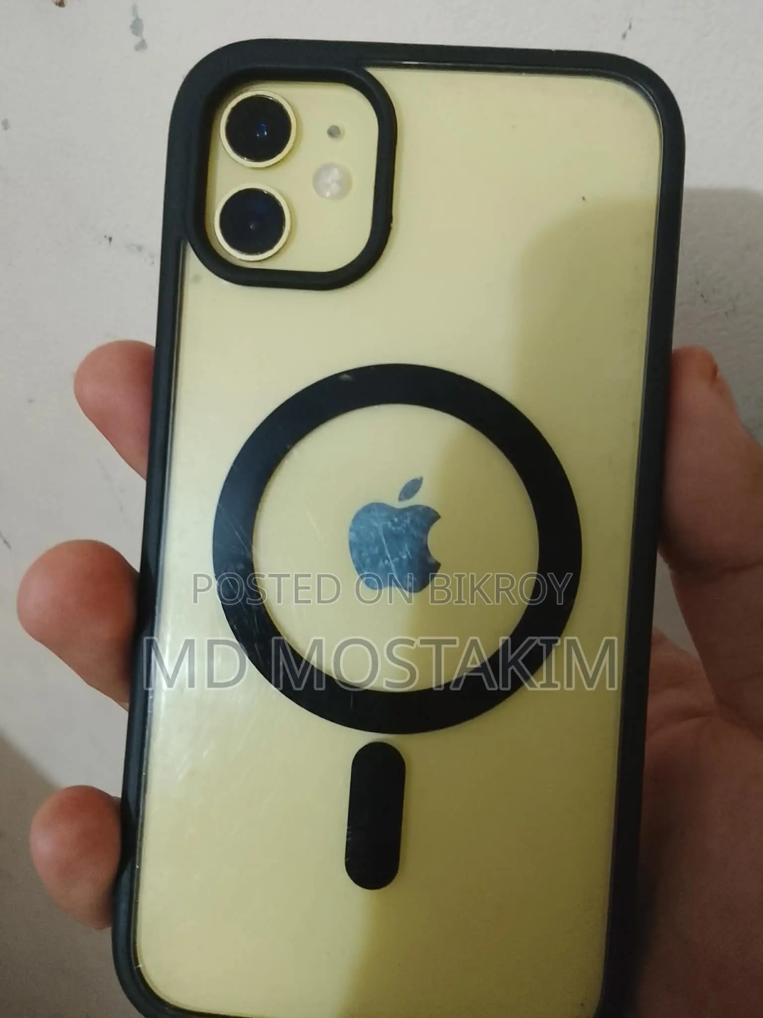 অ্যাপল আইফোন ১১ ৬৪ জিবি হলুদ