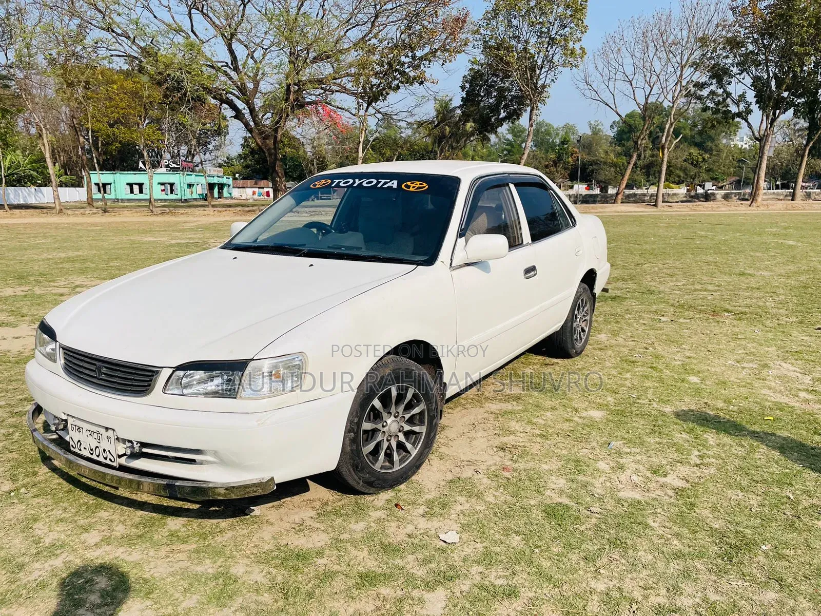 Toyota Corolla 2000 Pearl