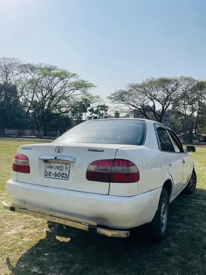 Toyota Corolla 2000 Pearl