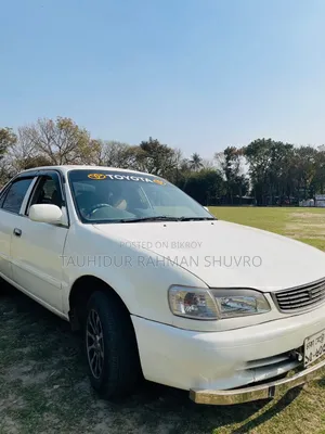 Toyota Corolla 2000 Pearl