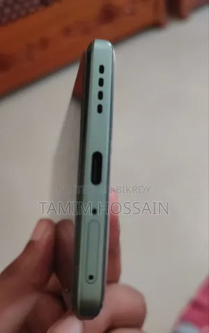 নতুন রিয়েলমি ১৫টি ২৫৬ জিবি সবুজ