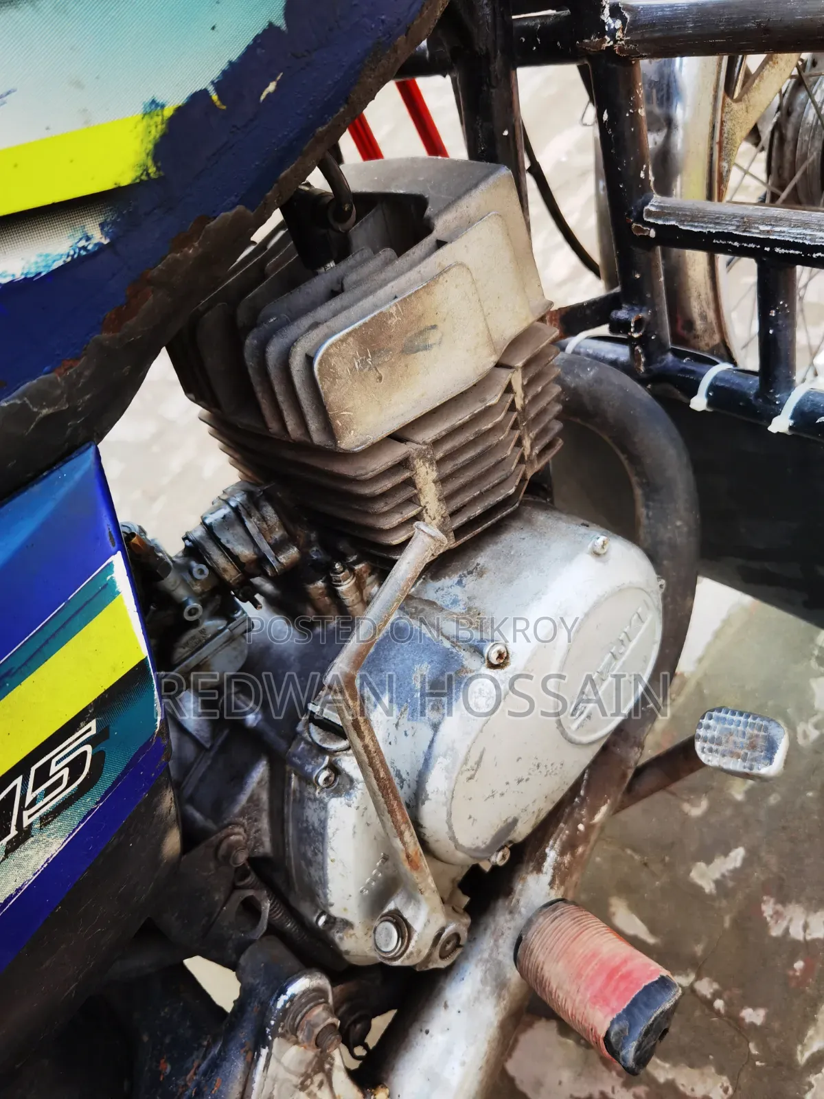 Suzuki 2000 Blue