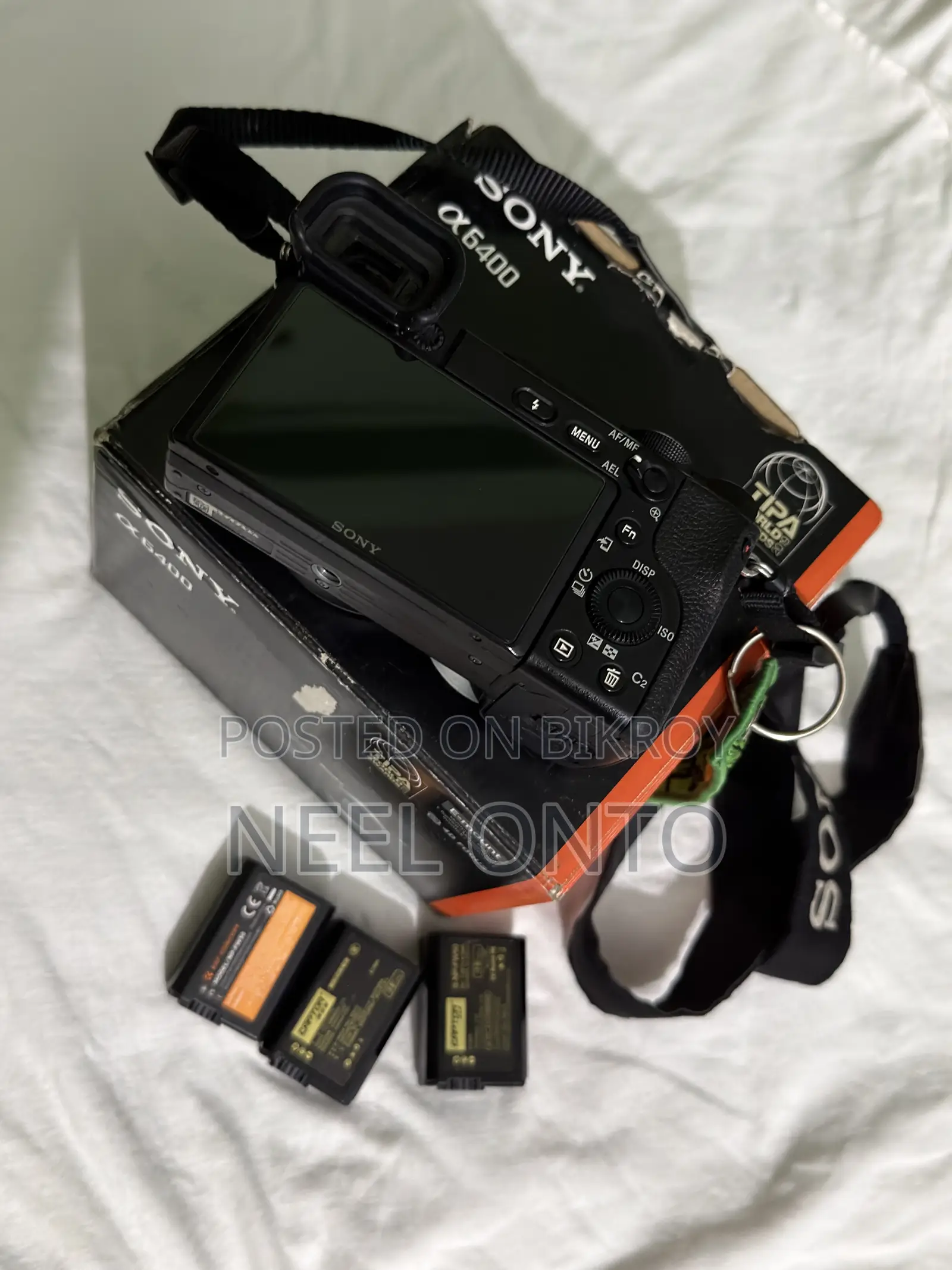 Sony A6400 Body 56mm 1.4 Lens