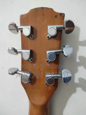 Acoustic Guitar, Guilliani