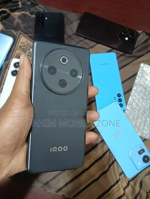 New Vivo iQOO Z10 256 GB Black