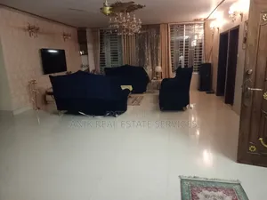 কমার্শিয়াল ৩৫০০ বর্গফুট অফিস জিম ডে কেয়ার ভাড়া কর্নার বনানী