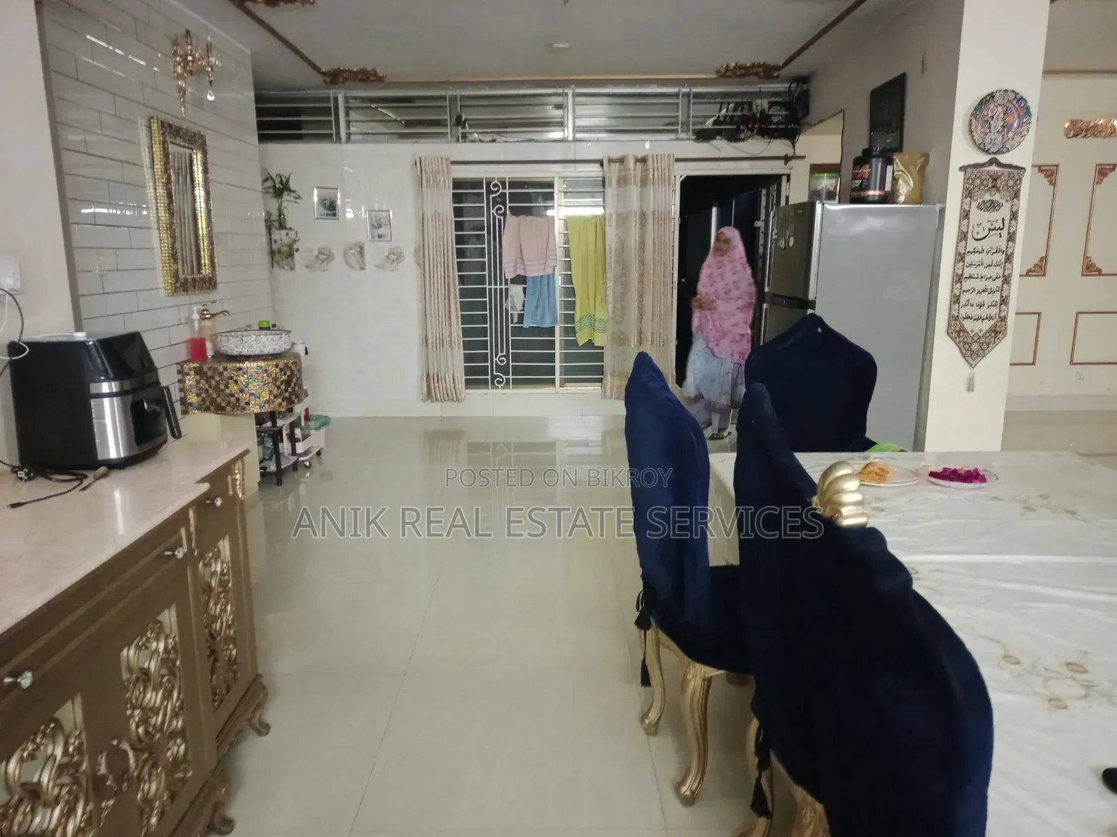 কমার্শিয়াল ৩৫০০ বর্গফুট অফিস জিম ডে কেয়ার ভাড়া কর্নার বনানী