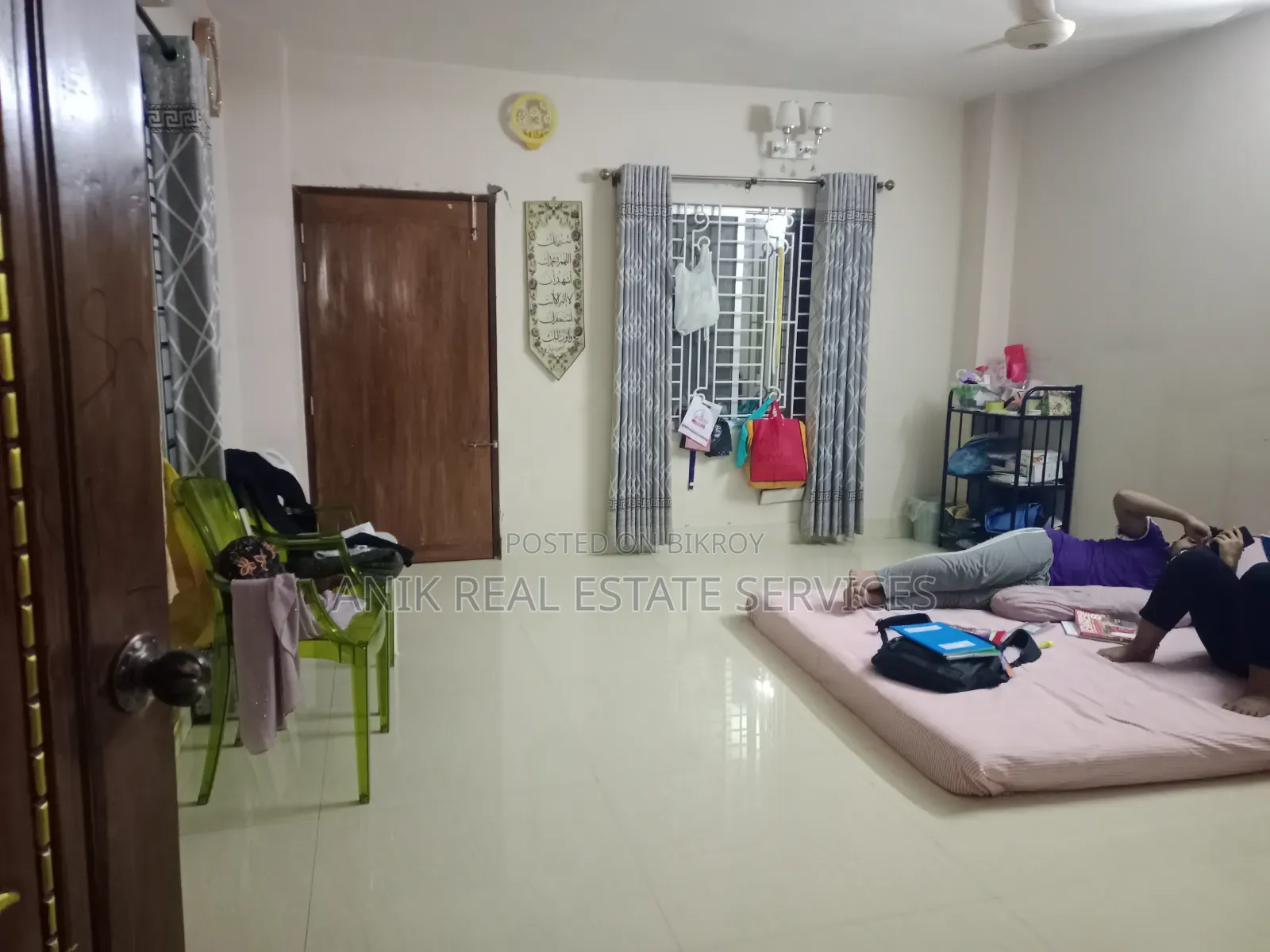কমার্শিয়াল ৩৫০০ বর্গফুট অফিস জিম ডে কেয়ার ভাড়া কর্নার বনানী