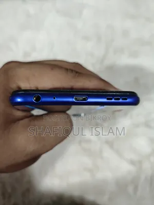 ভীভো ওয়াই২০ ৬৪ জিবি নীল
