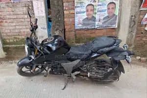 সুজুকি জিক্সার ২০২০ ব্ল্যাক