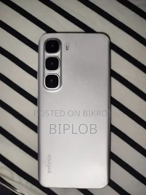 Infinix Hot 60 Pro+ 128 GB Silver