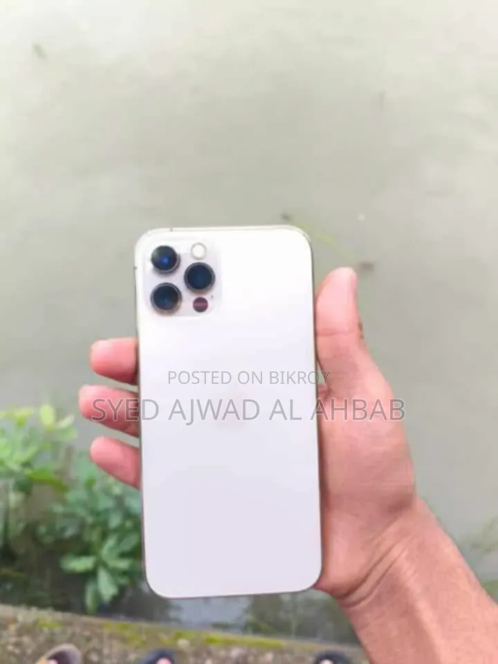 অ্যাপল আইফোন ১২ প্রো ১২৮ জিবি ইয়েলো