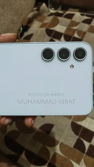 নতুন স্যামসাং গ্যালাক্সি এ৩৫ ১২৮ জিবি সাদা