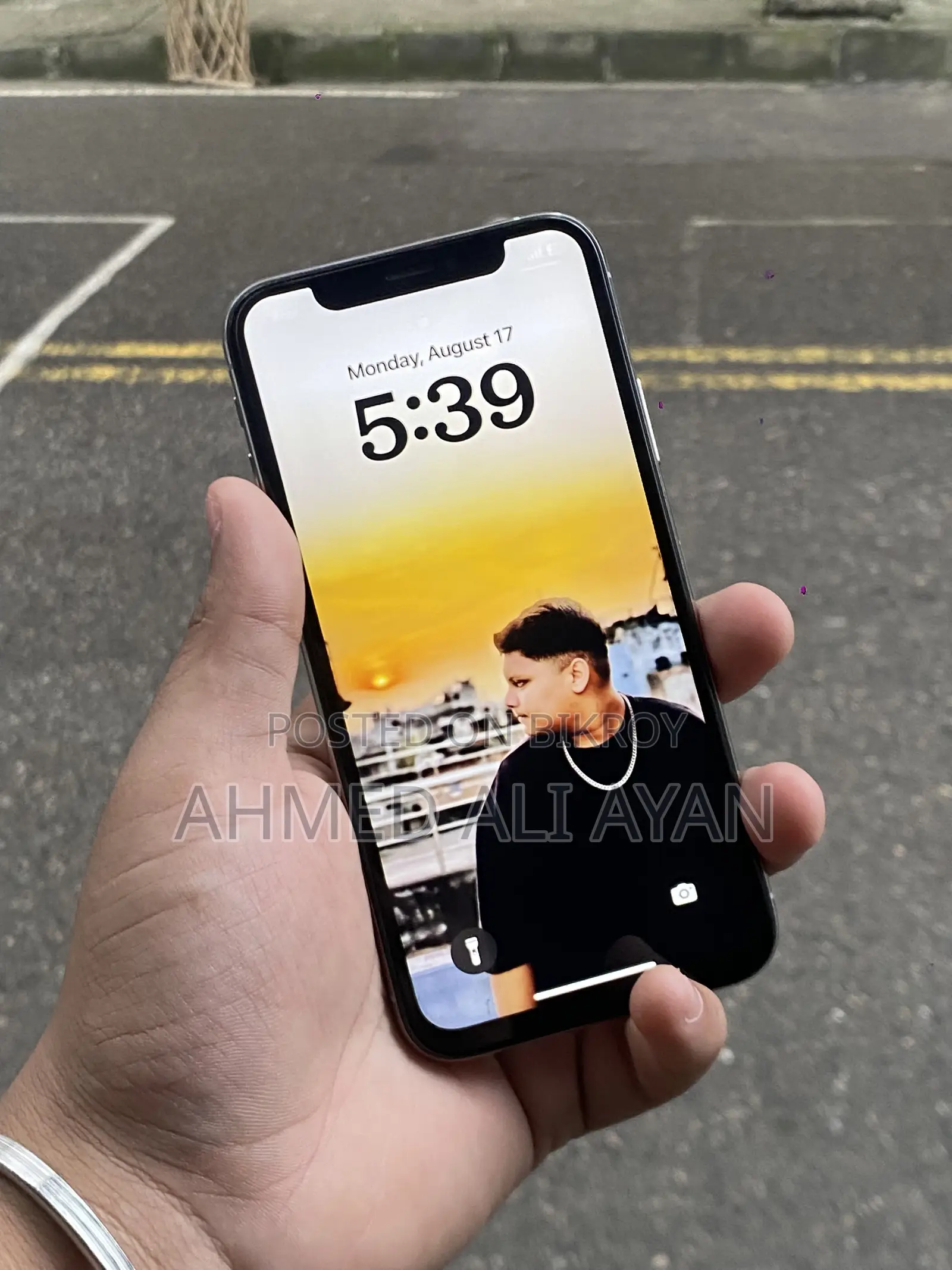 Apple iPhone XS 64 GB White