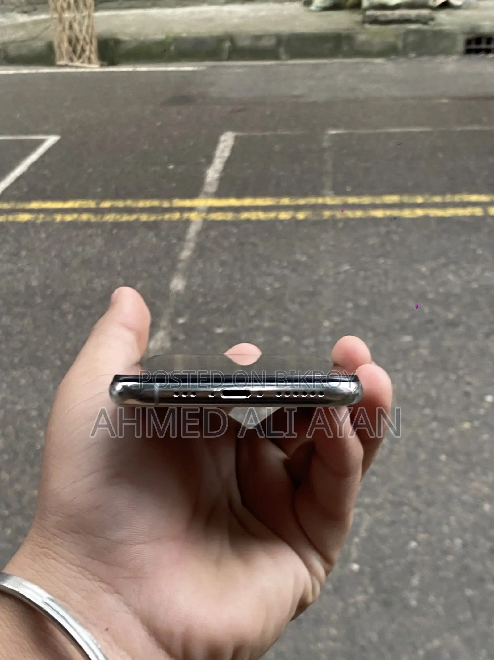 Apple iPhone XS 64 GB White