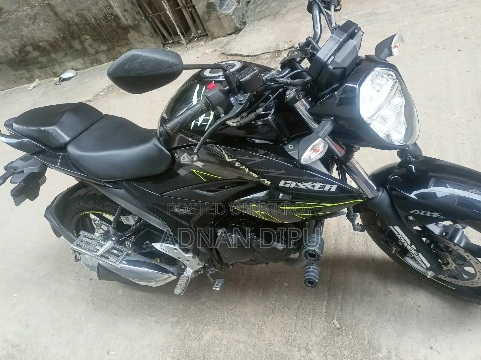 Suzuki Gixxer 2024 Black
