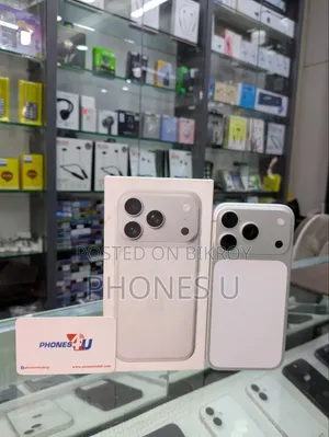 অ্যাপল আইফোন ১৭ প্রো ২৫৬ জিবি সিলভার