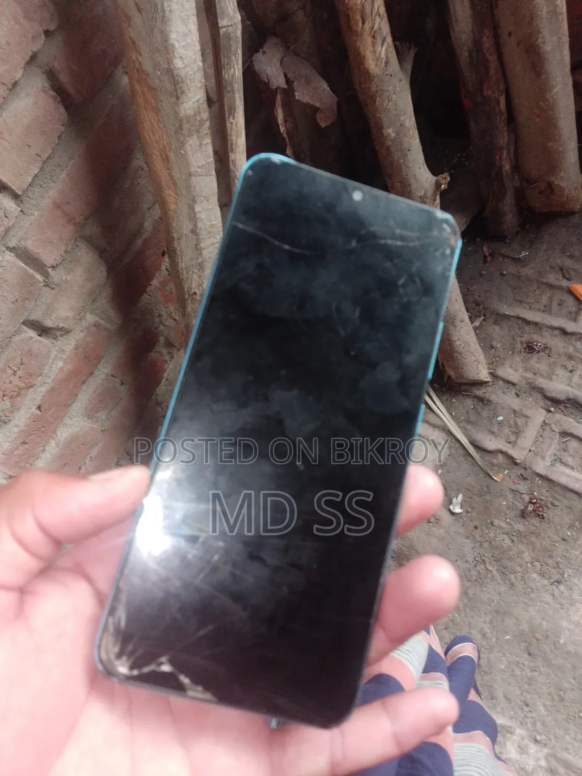 রিয়েলমি সি২১ওয়াই ৬৪ জিবি ব্লু