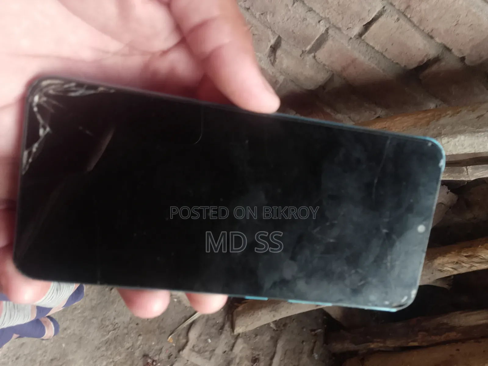 রিয়েলমি সি২১ওয়াই ৬৪ জিবি ব্লু
