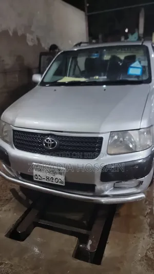 Toyota Succeed 2003 Silver