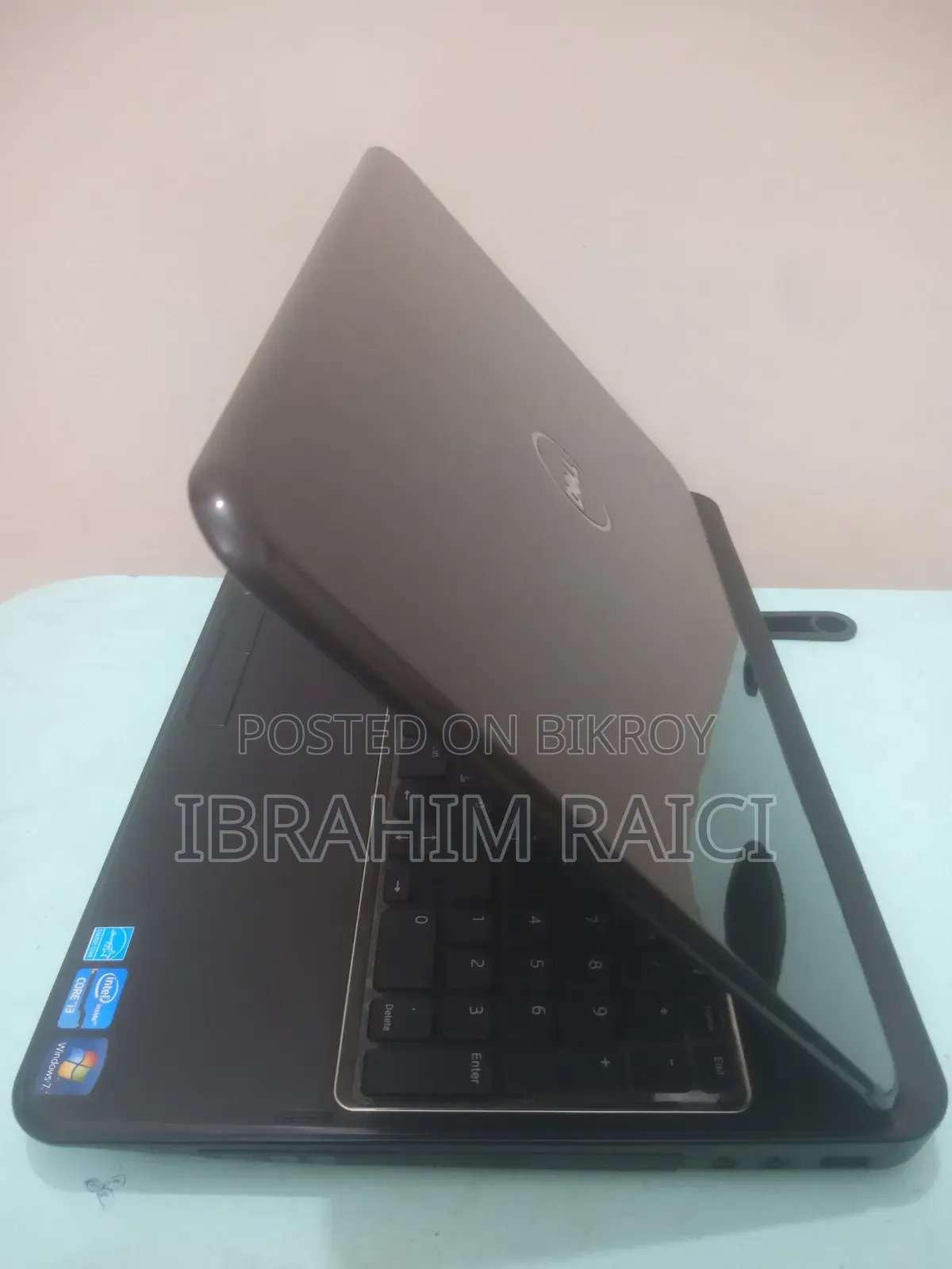 Laptop Dell Inspiron 15 5568 4GB Intel Core i3 SSD 128GB