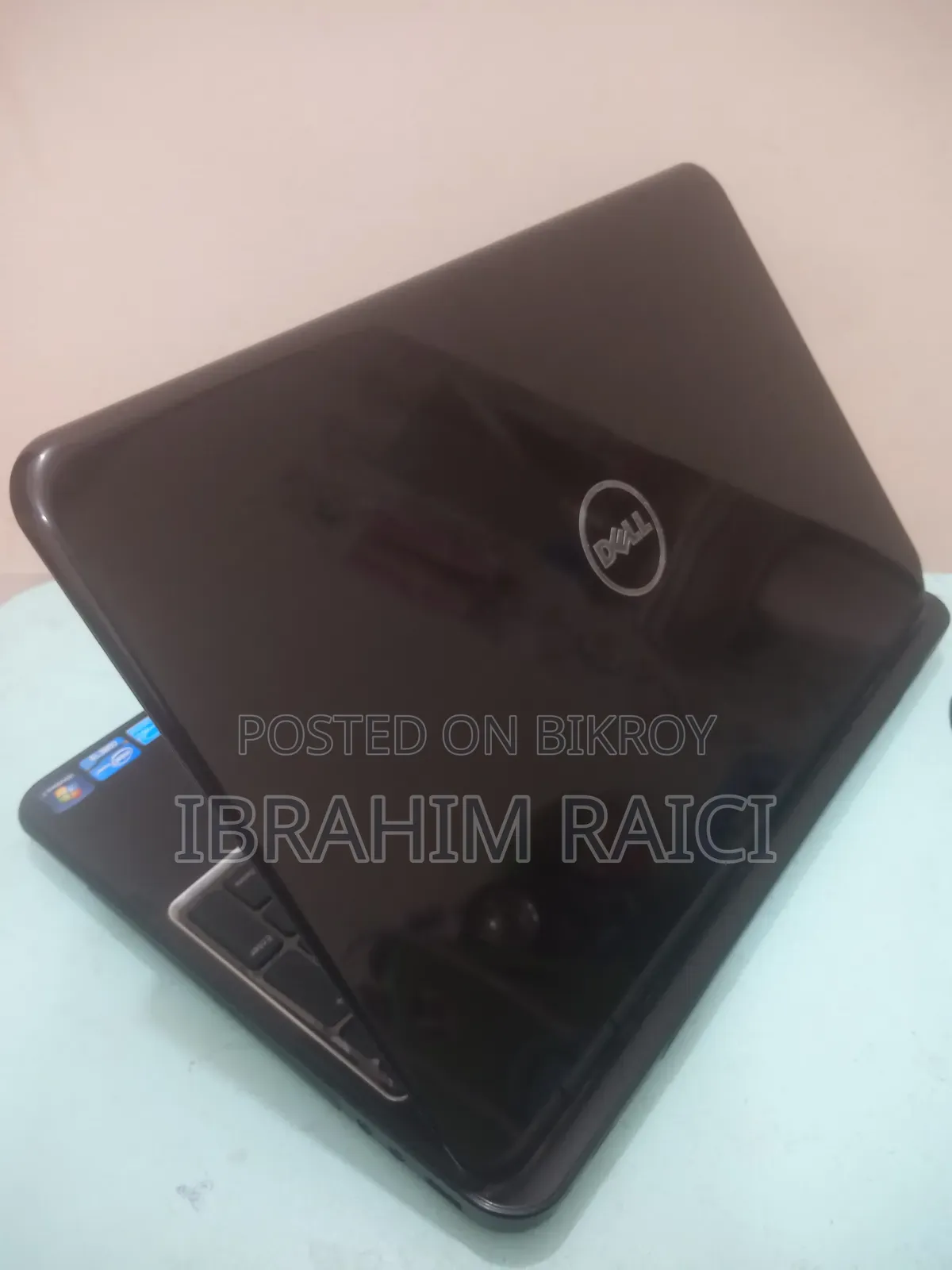 Laptop Dell Inspiron 15 5568 4GB Intel Core i3 SSD 128GB