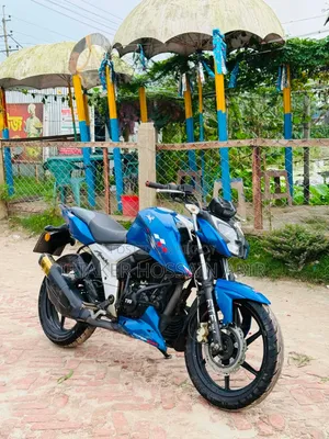 New TVS Apache RTR 160 4V 2023 Blue