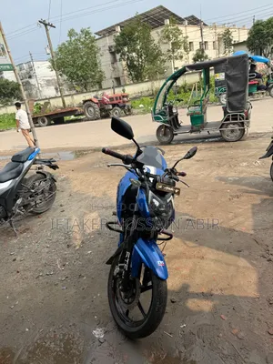 New TVS Apache RTR 160 4V 2023 Blue
