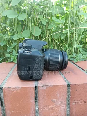 Canon 700D