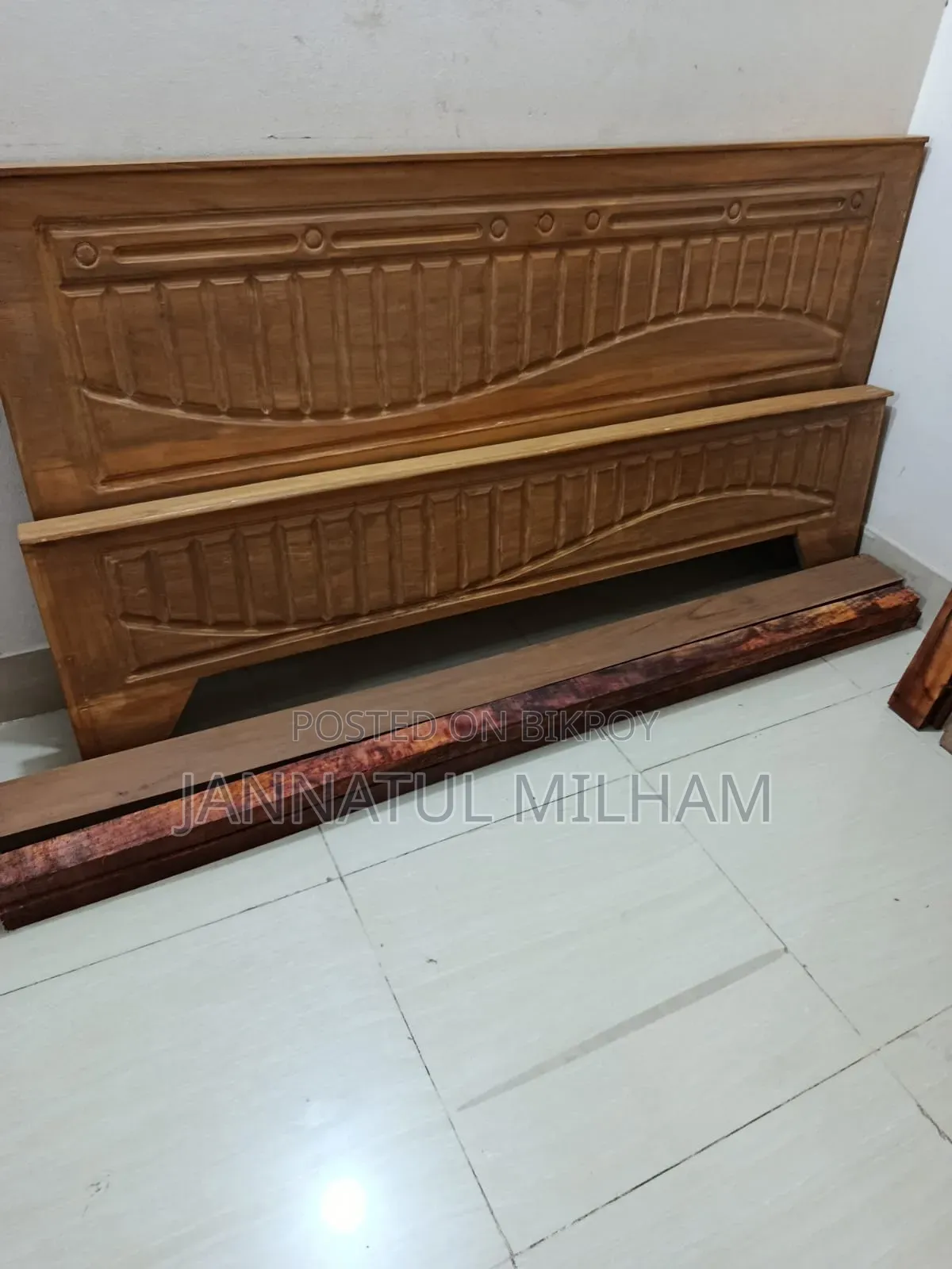 Large Segun Wooden Bed 6/7 Feet