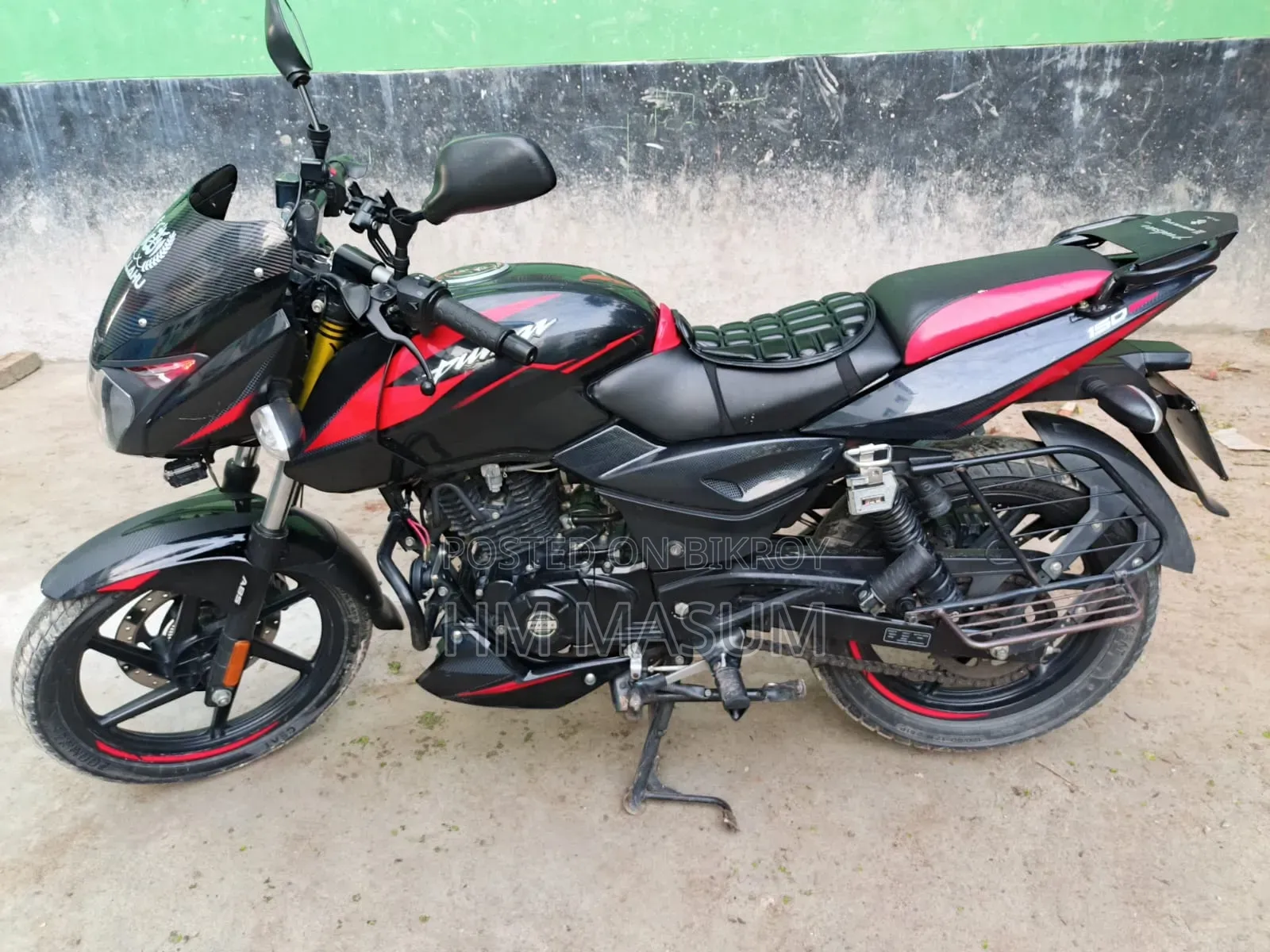 Bajaj Pulsar 150 2022 Black