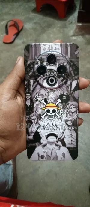 Tecno Spark 30 128 GB Black