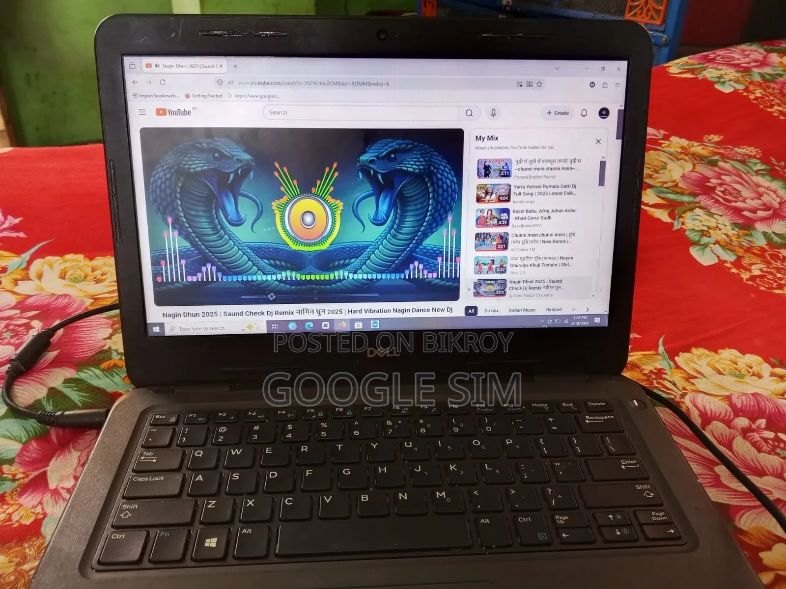 ল্যাপটপ ডেল ইন্সপায়ারন ১৫ ৩০০০ ৪জিবি ইন্টেল কোর আই৩ এসএসডি ১২৮জিবি