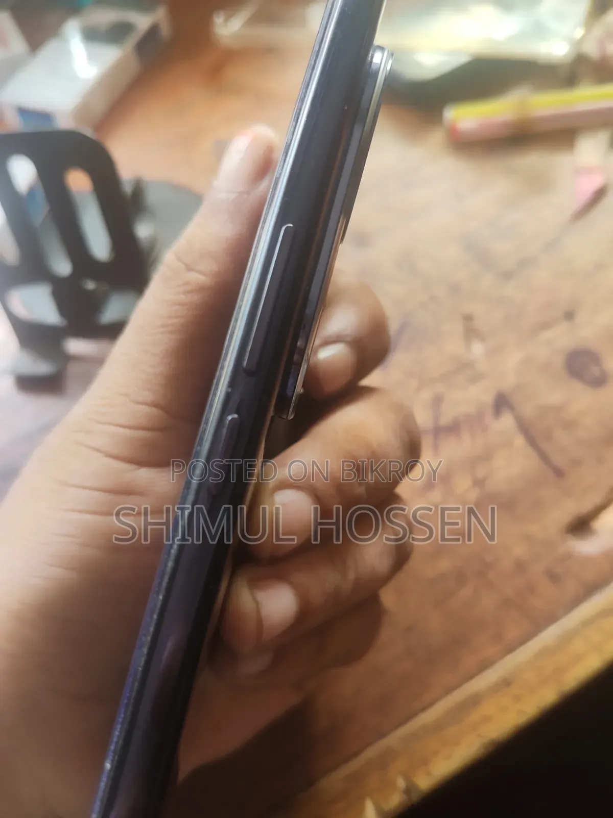 Vivo T4R 128 GB Black