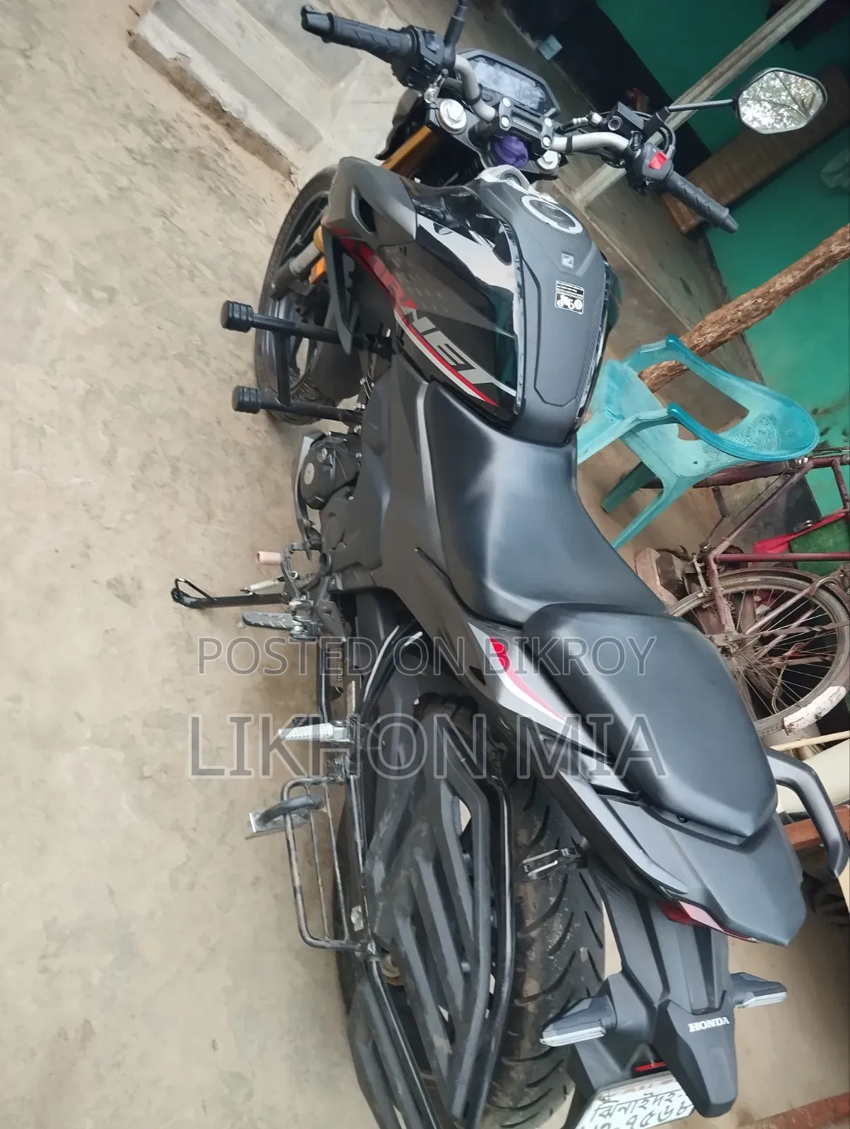 Honda Hornet 2.0 2026 Black